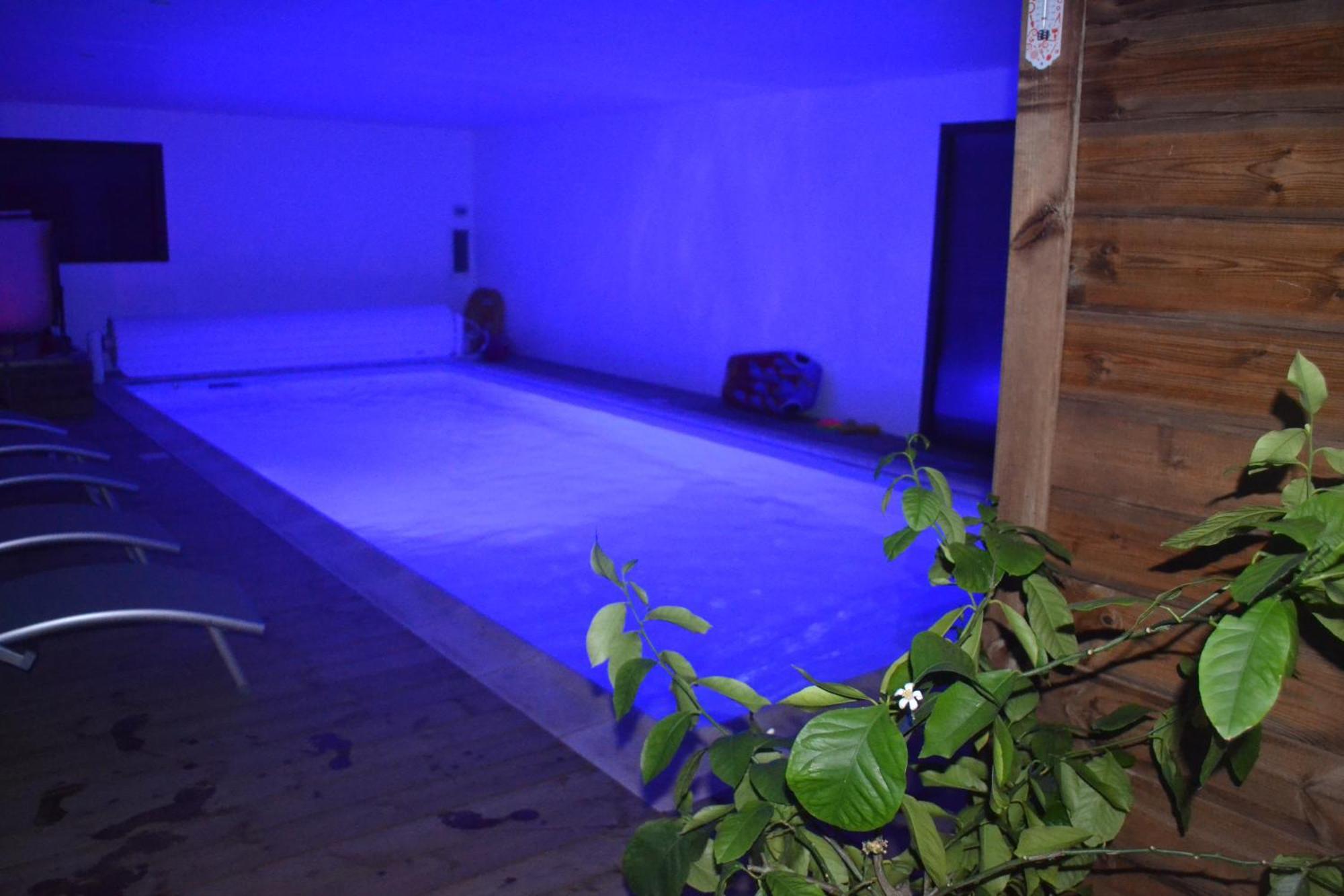Piscine Interieure Privee Chauffee Toute L Annee Et Spa St Martin Saint-Martin-l'Hortier Exterior photo